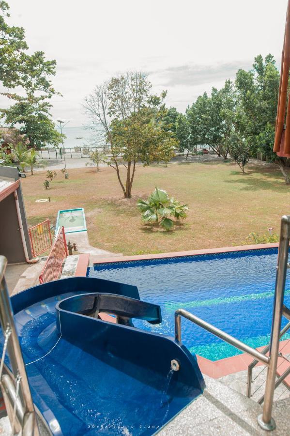 Shenanigans Glamping Resort Zamboanguita  Bagian luar foto